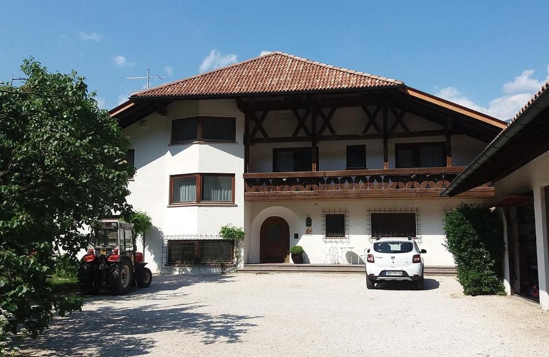Mittelbergerhof Ferienwohnungen Vilpiano Kültér fotó